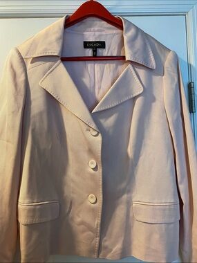 Escada Silk Stretch Blend Pale Pink Lined Silk Button Down Jacket